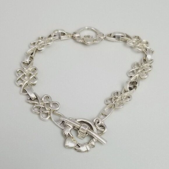 Vintage Sterling Silver Celtic Infinity Love Knots Link Bracelet Claddagh Toggle - Picture 2 of 8